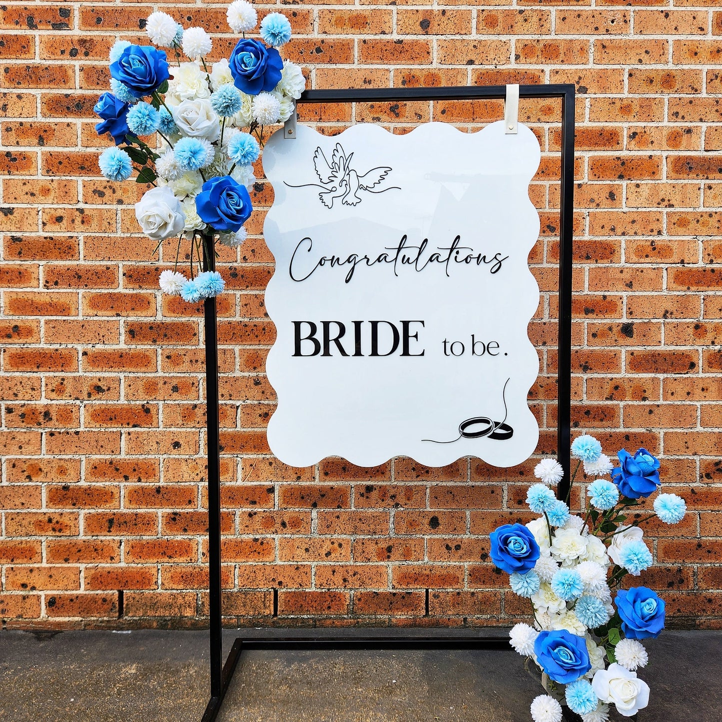 Welcome Sign with Floral Arrangement